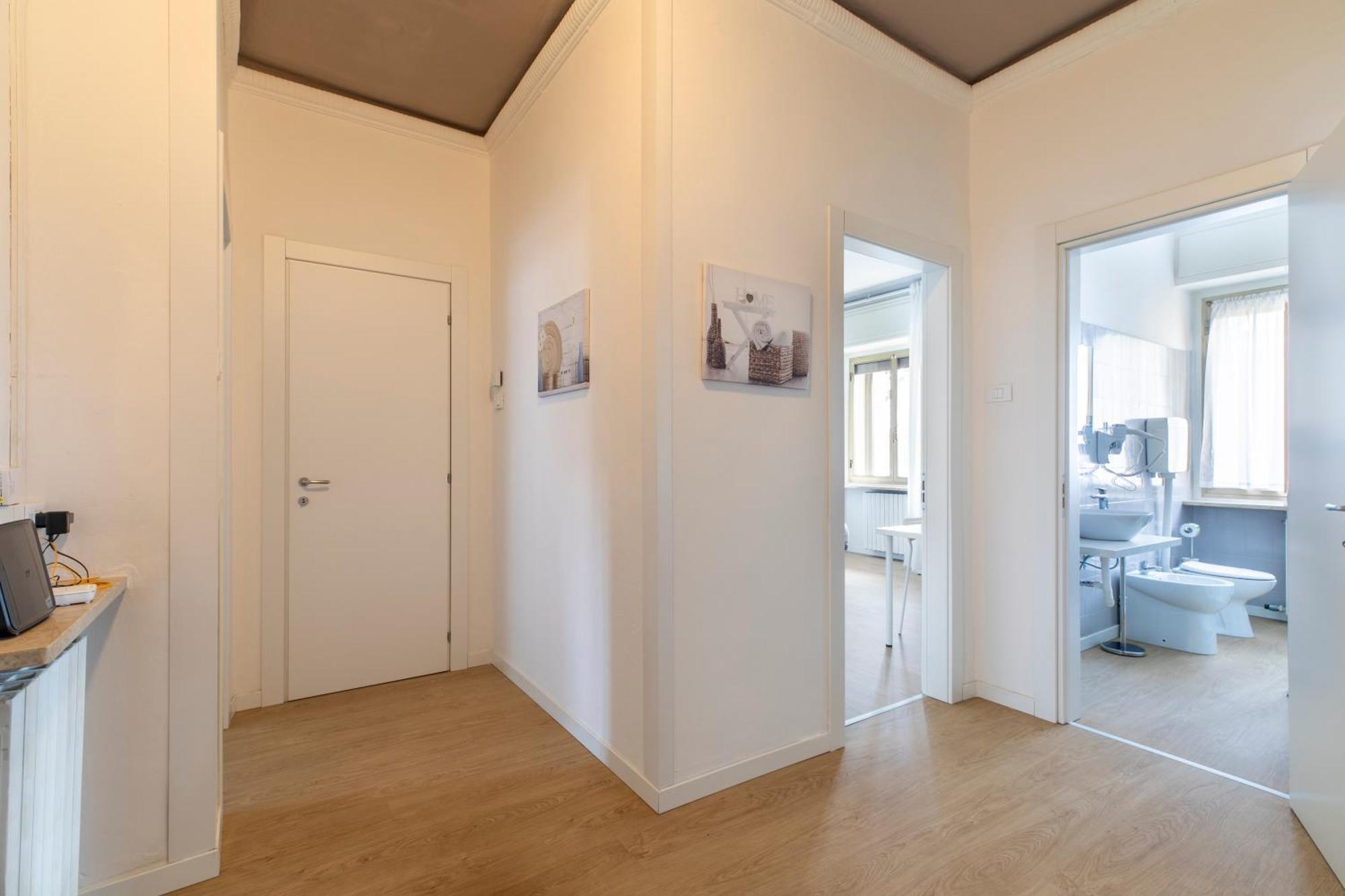 Casa Graziella - A 2 Passi Dal Centro E Stazione Di Верона Экстерьер фото